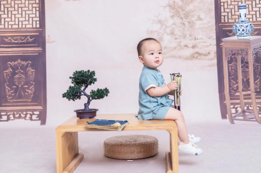 弥勒宝宝打喷嚏流清水鼻涕 弥勒宝宝打喷嚏流清水鼻涕